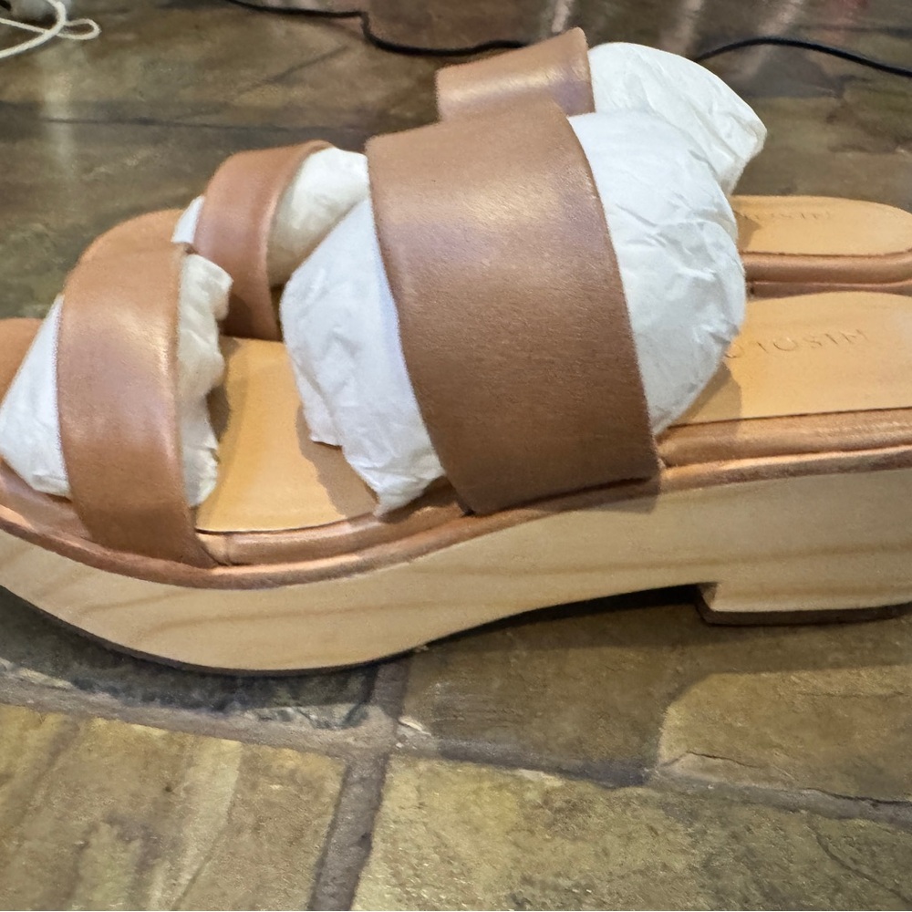 Women's Tan Leather Platform Sandals
